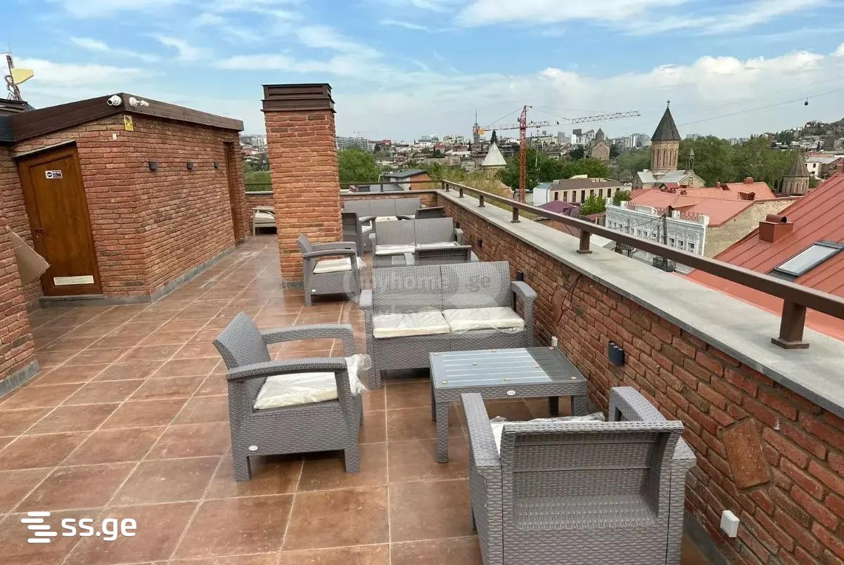 12 Room Hotel For Rent. Sololaki view 10