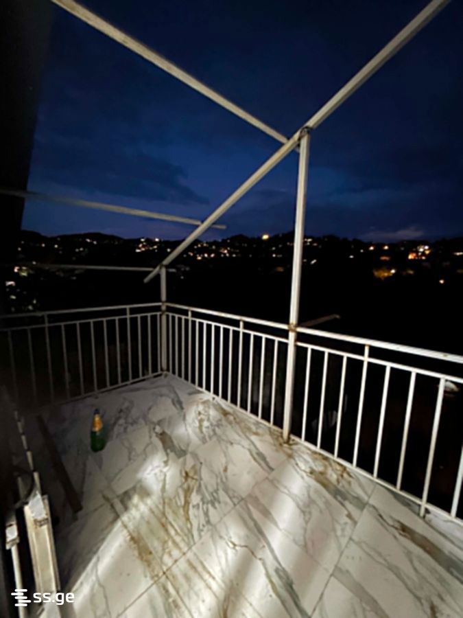 3 Room Private House Daily Rent. Batumi view 6