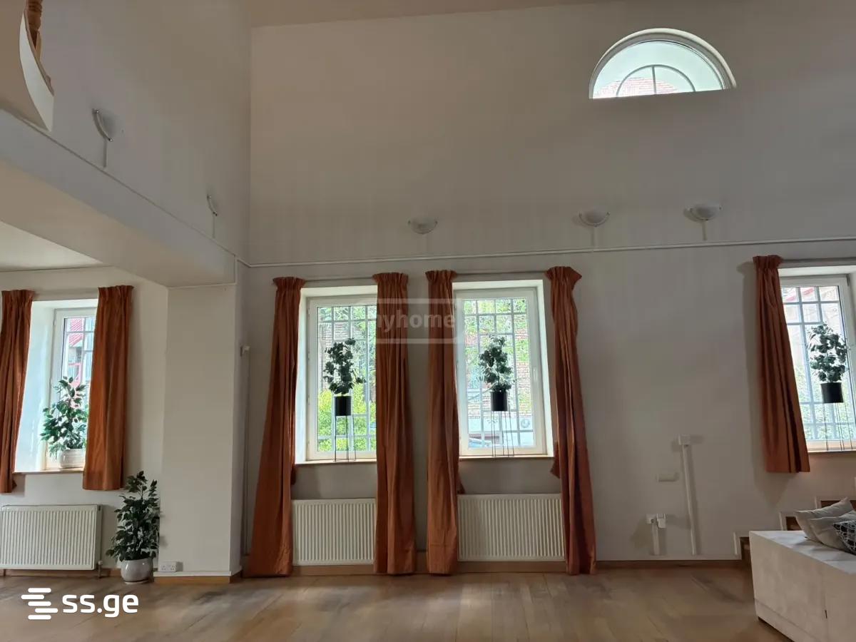 7 Room Private House For Rent. Vera view 1