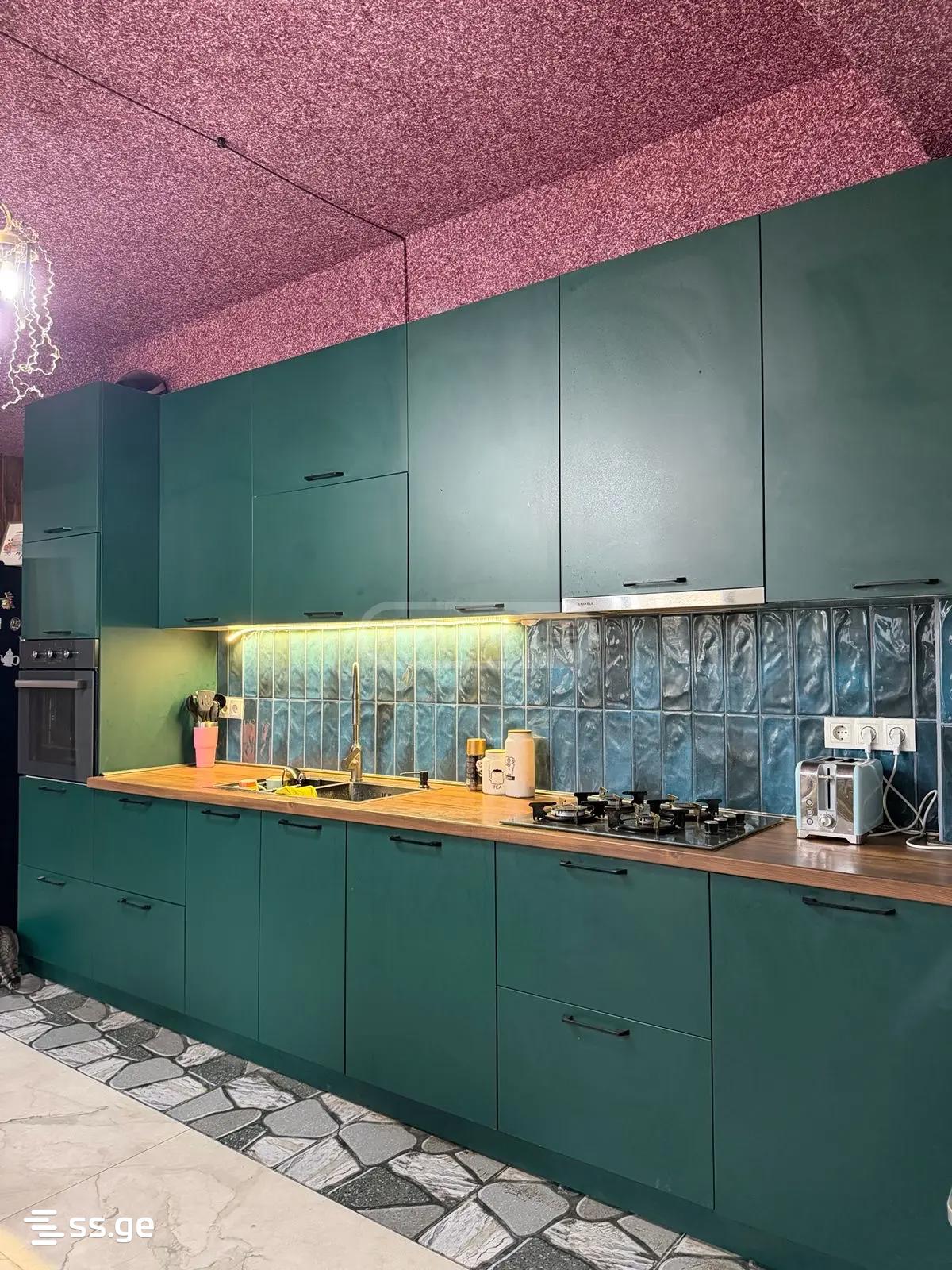 4 Room Private House For Rent. Sololaki view 16