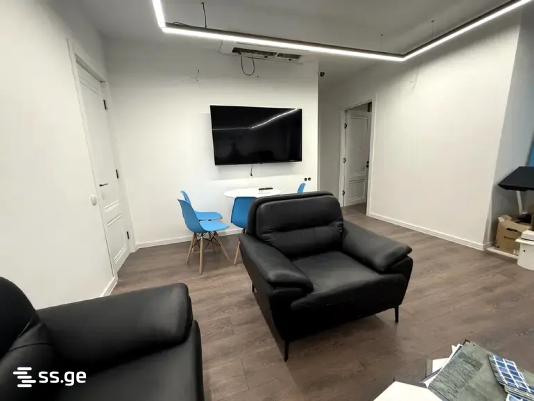 4 Room Commercial Space For Sale view 8