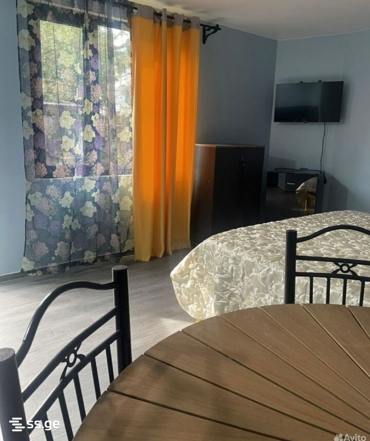 2 Room Flat Daily Rent. Ureki view 1