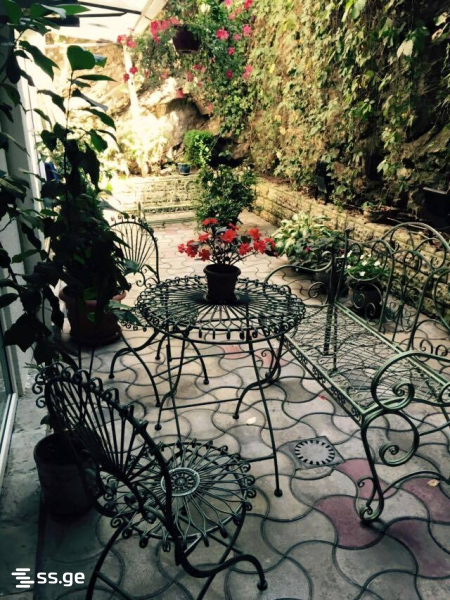 10 Room Hotel For Sale view 14