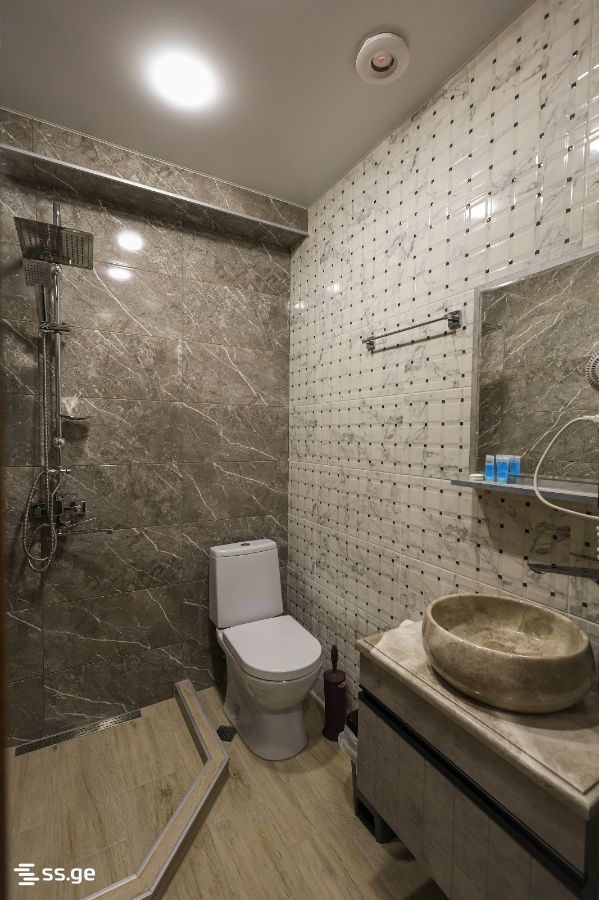 7 Room Hotel For Sale view 14