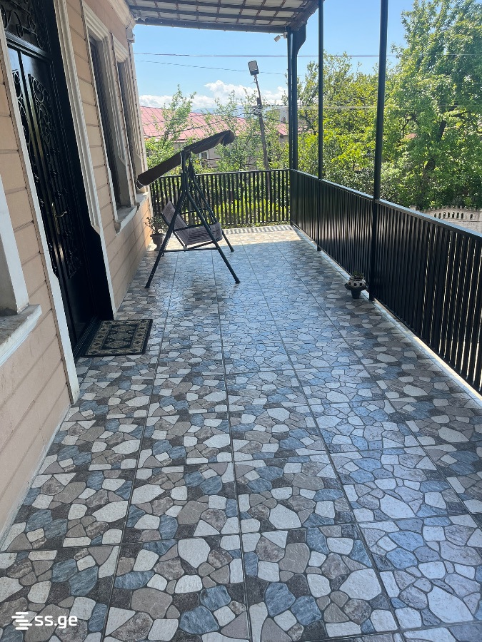 7 Room Private House For Sale view 12