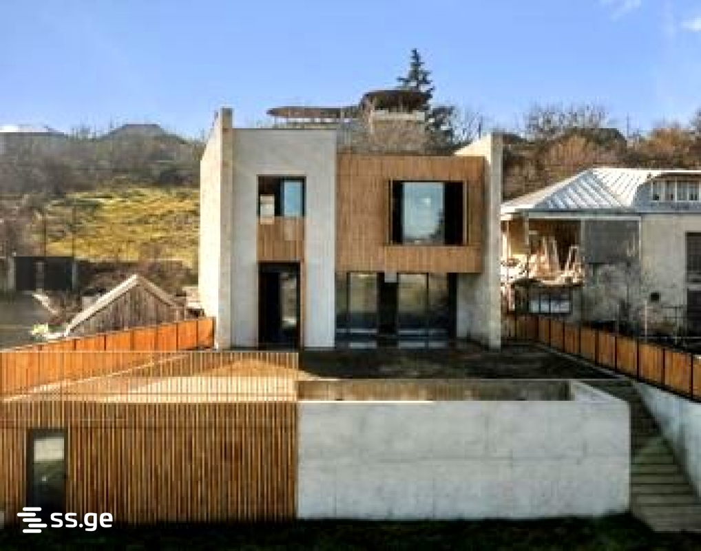 5 Room Private House For Sale view 8