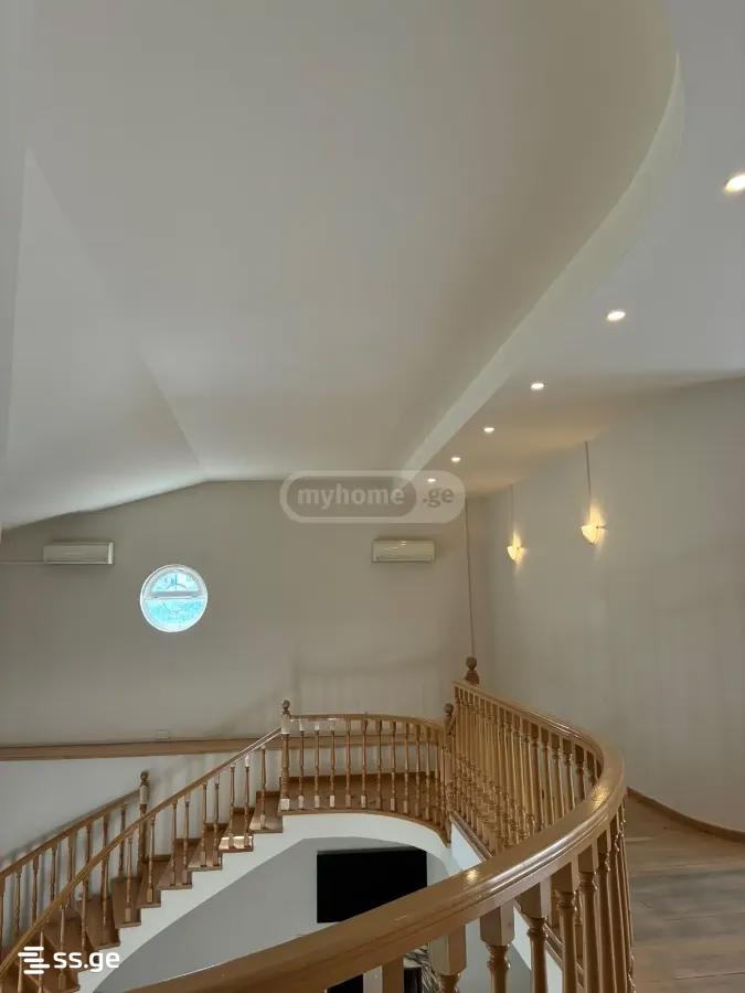 7 Room Private House For Rent. Vera view 3