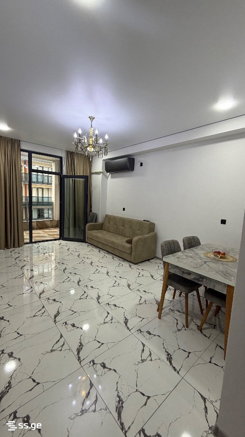 3 room Flat For Rent. Batumi – pohled 2