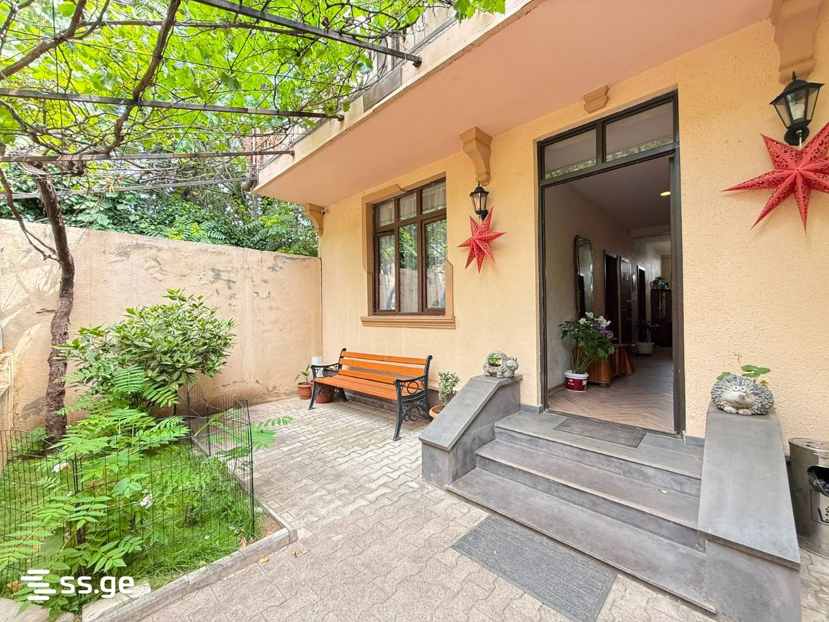 10 Room Hotel For Sale view 7