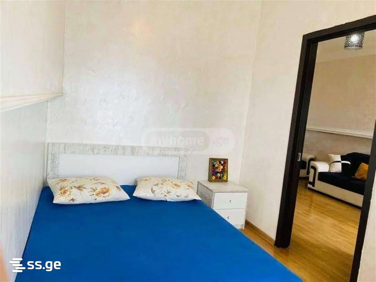 2 Room Flat Daily Rent. Batumi view 4