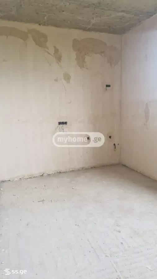 4 Room Private House For Sale view 12