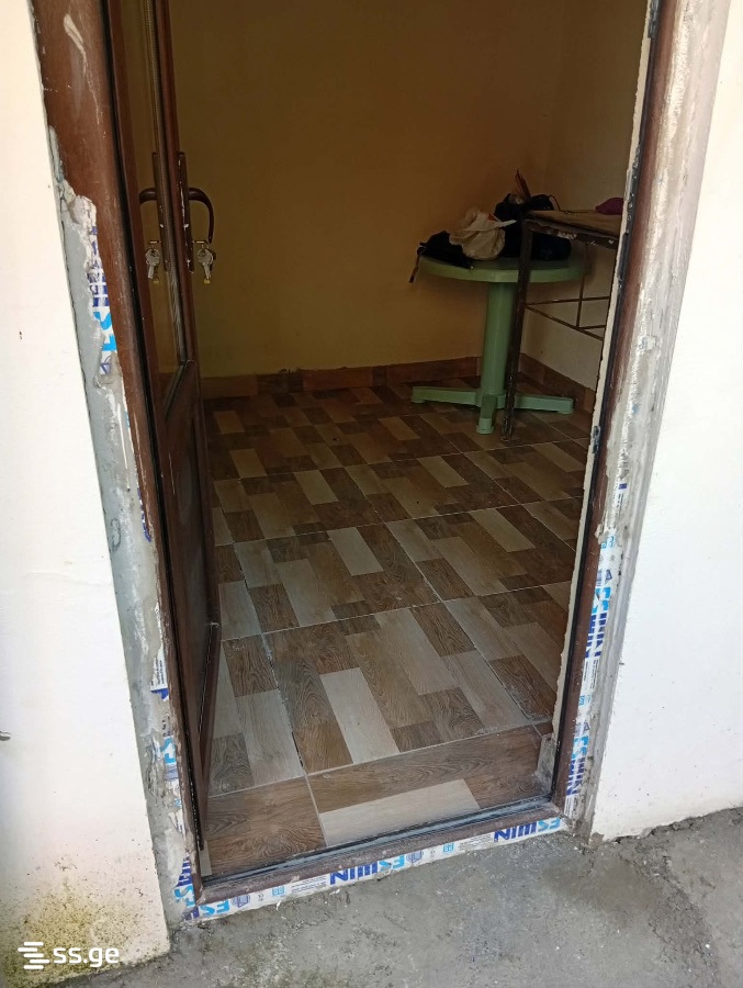 1 Room Private House For Sale view 2