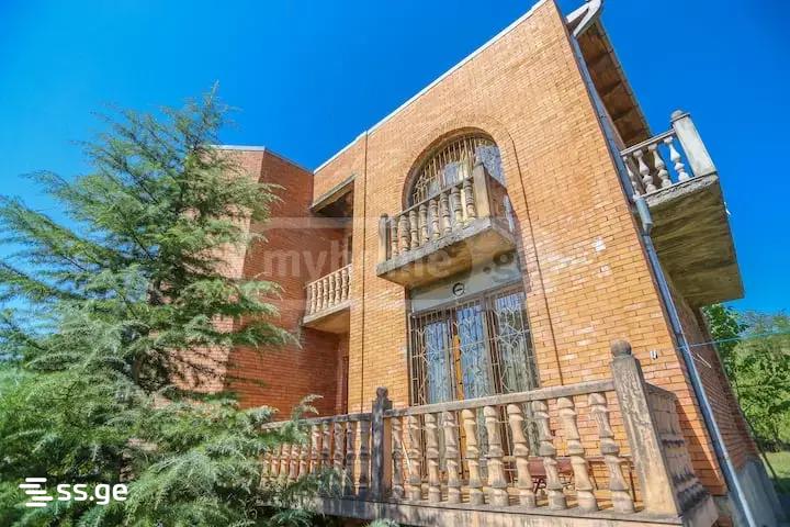 6 Room Private House For Rent. Kutaisi view 1