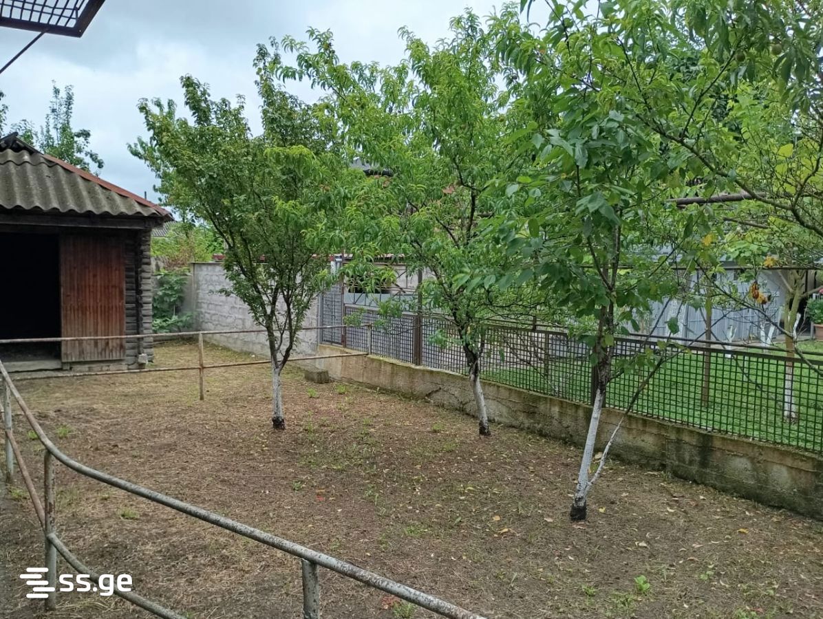 5 Room Private House For Sale view 8