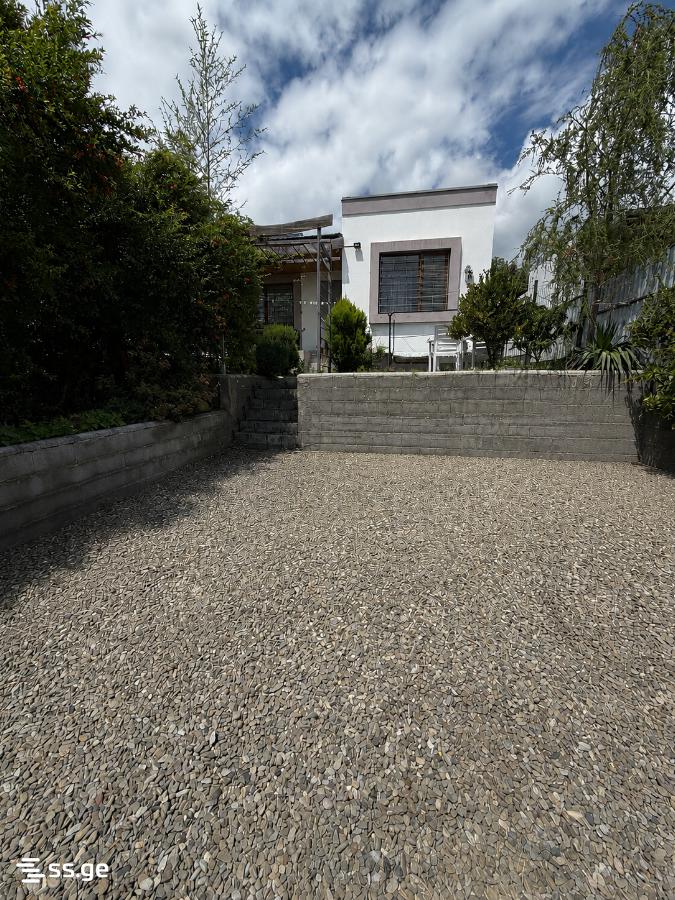 3 Room Private House For Sale view 1