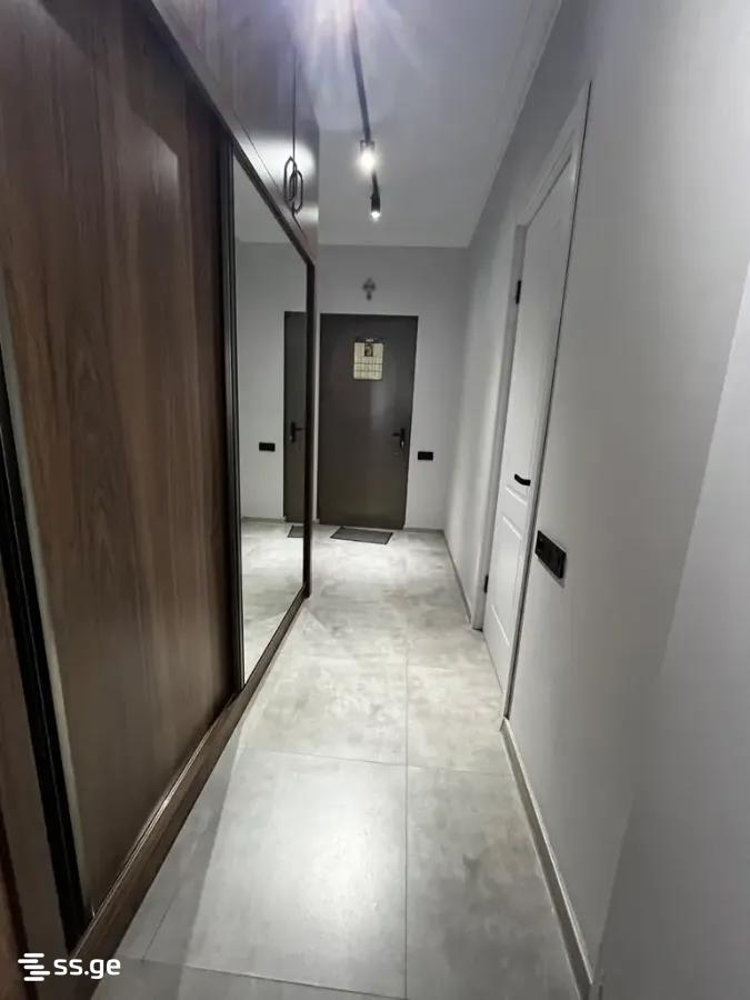 4 Room Flat For Rent. Isani view 8