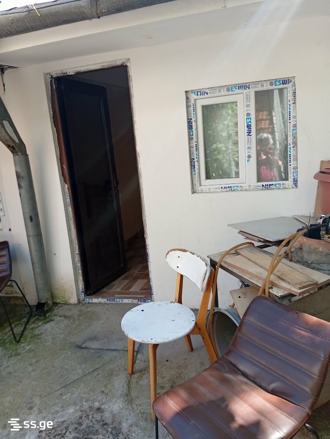 1 Room Private House For Sale view 3