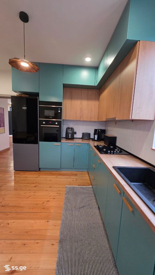 8 Room Private House For Sale view 10