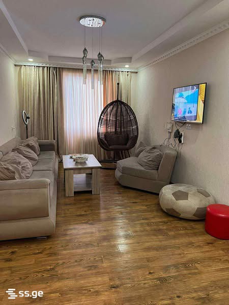 3 Room Flat For Sale, 1 of 4