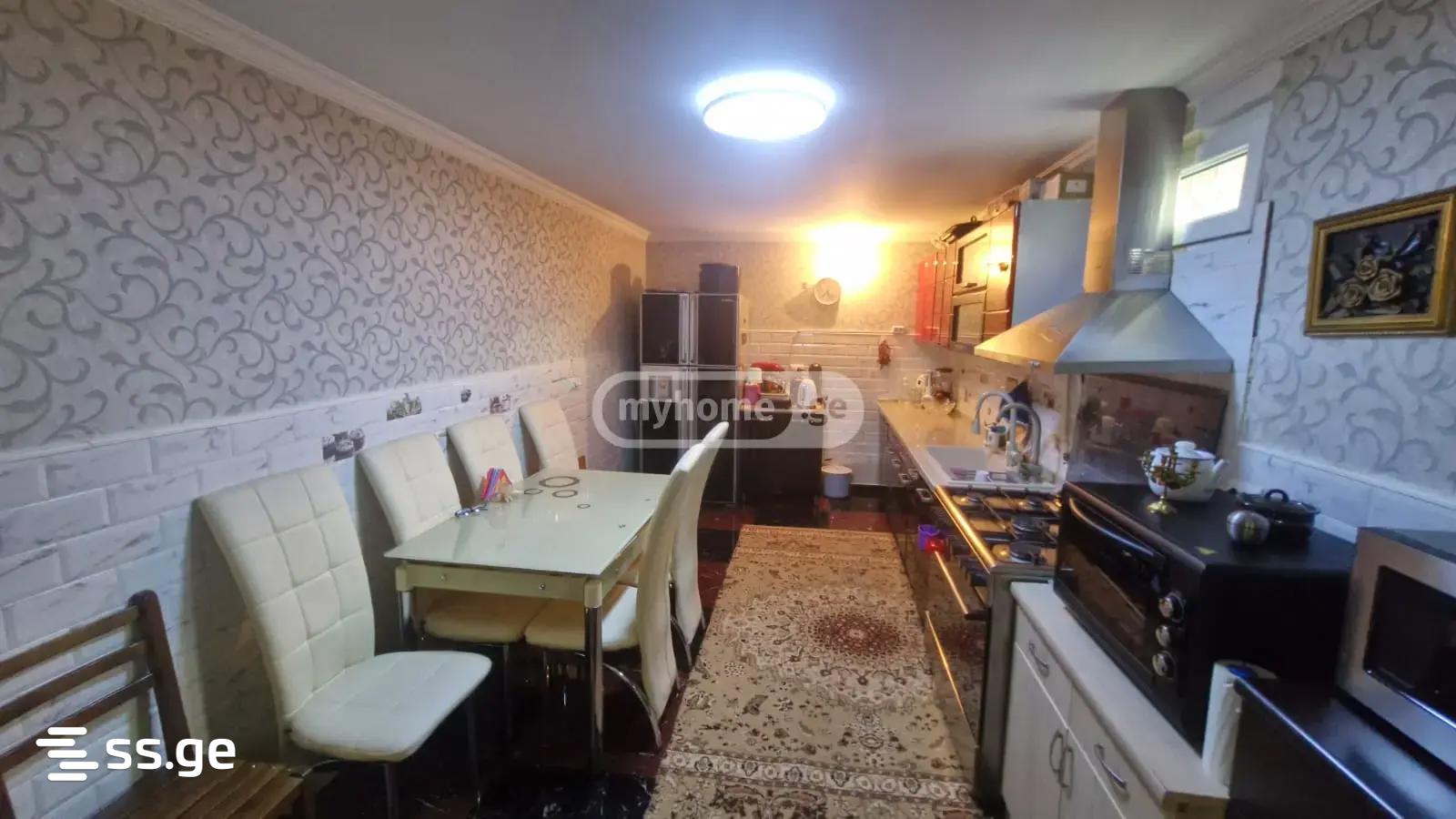 5 Room Private House For Sale view 5