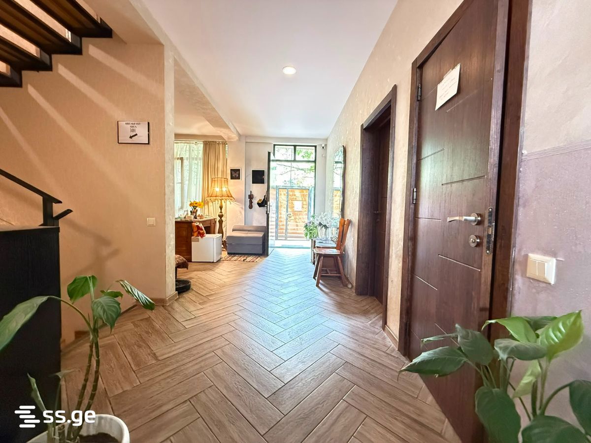 10 Room Hotel For Sale view 11