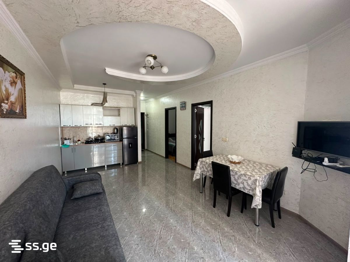 3 room Flat Daily rent. Batumi - Vista 3