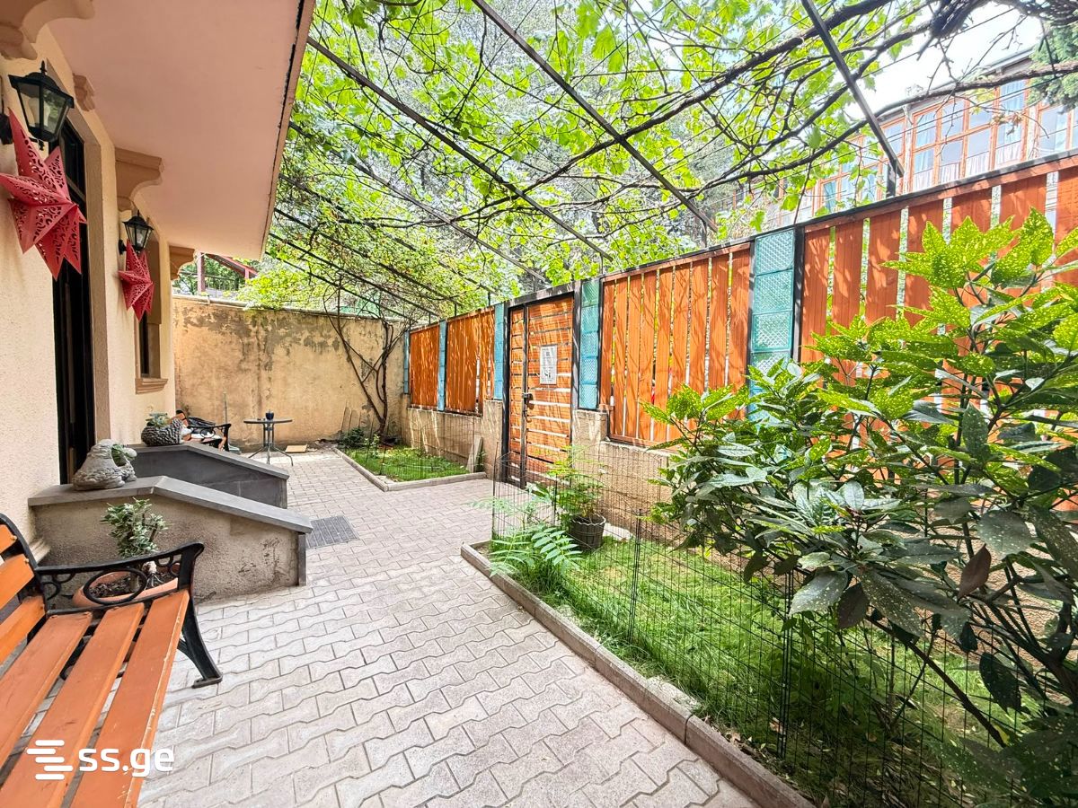 10 Room Hotel For Sale view 8