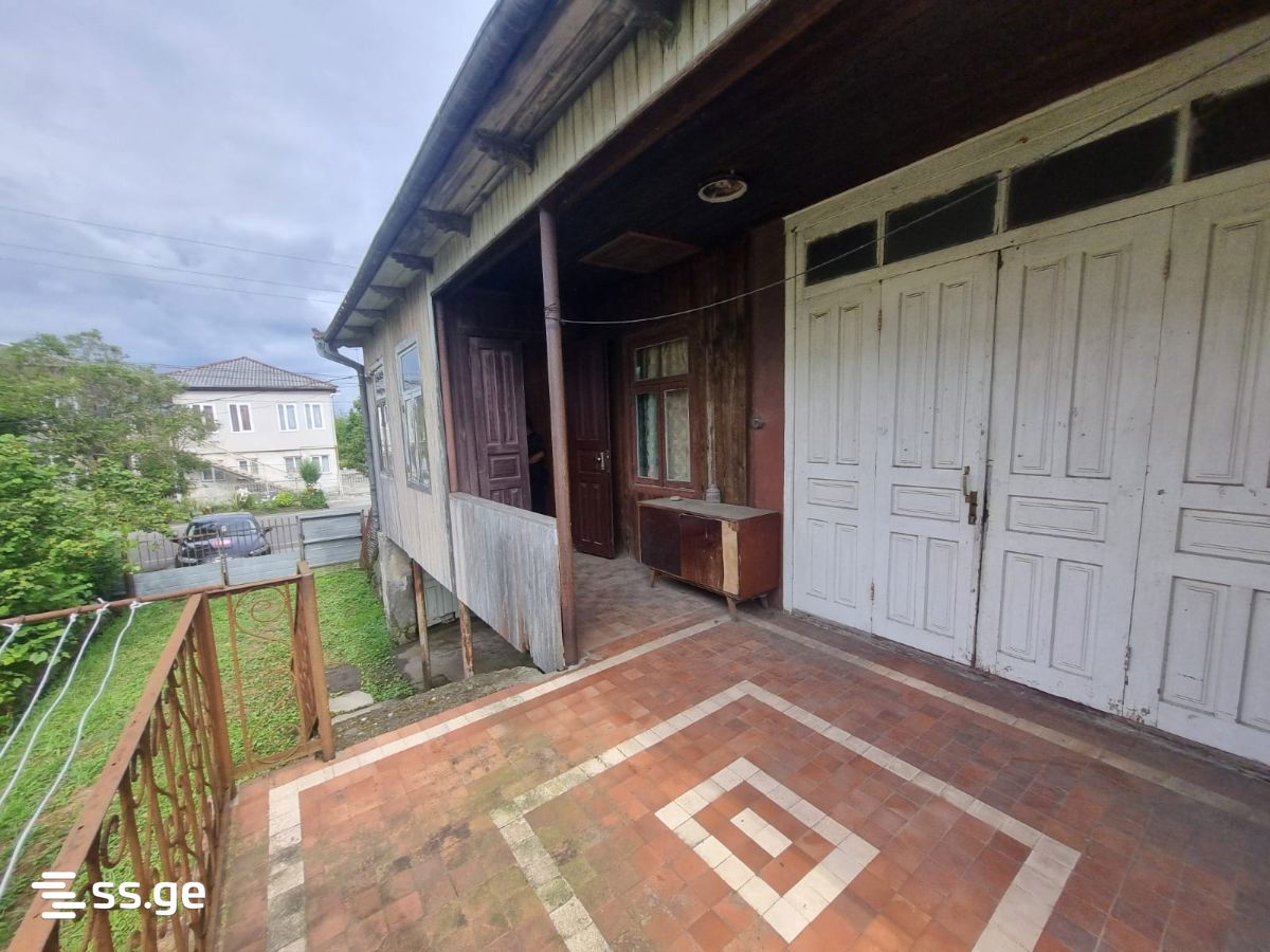 4 Room Private House For Sale view 9