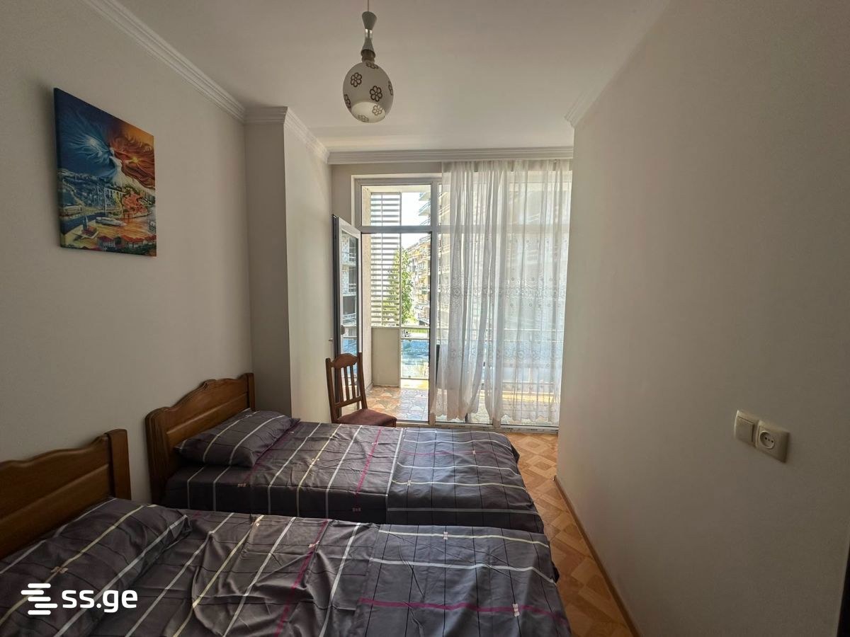 3 room Flat Daily rent. Batumi - Vista 4