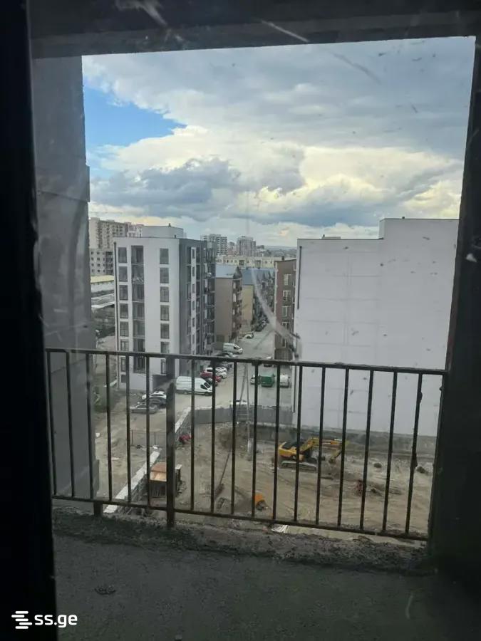 3 Room Flat For Sale view 3