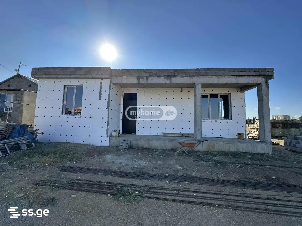 4 Room Private House For Sale view 21