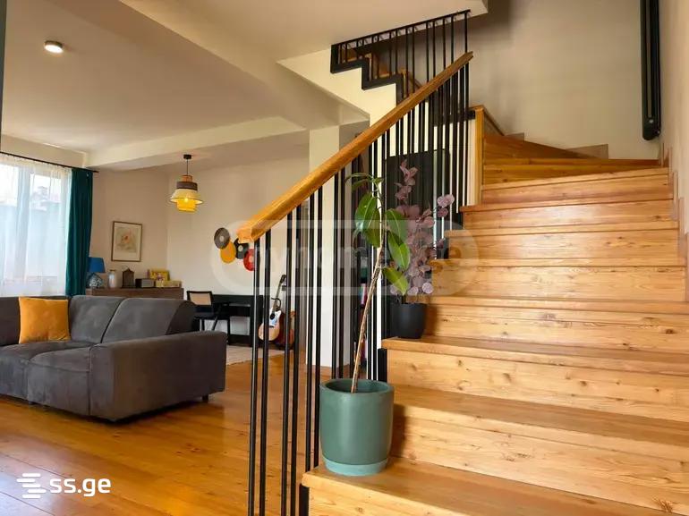 6 Room Private House For Sale view 29