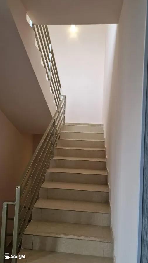 8 Room Private House For Rent. Varketili view 6