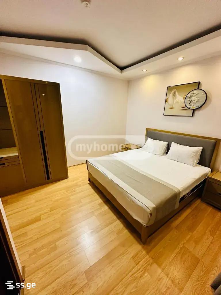 8 Room Private House For Rent. Digomi view 1