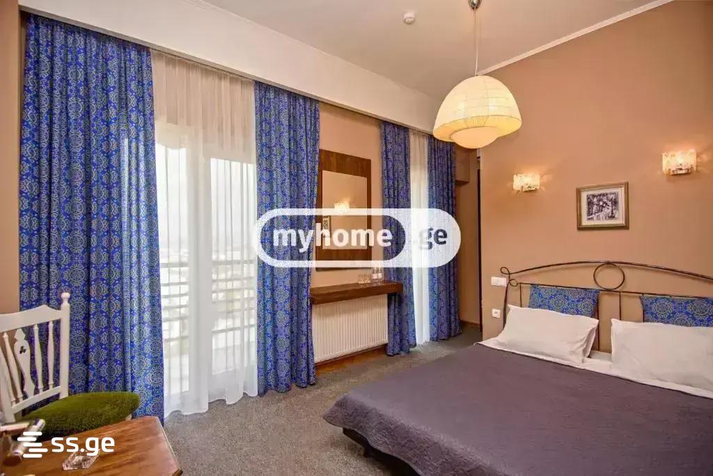 12 Room Hotel For Rent. Vera view 29