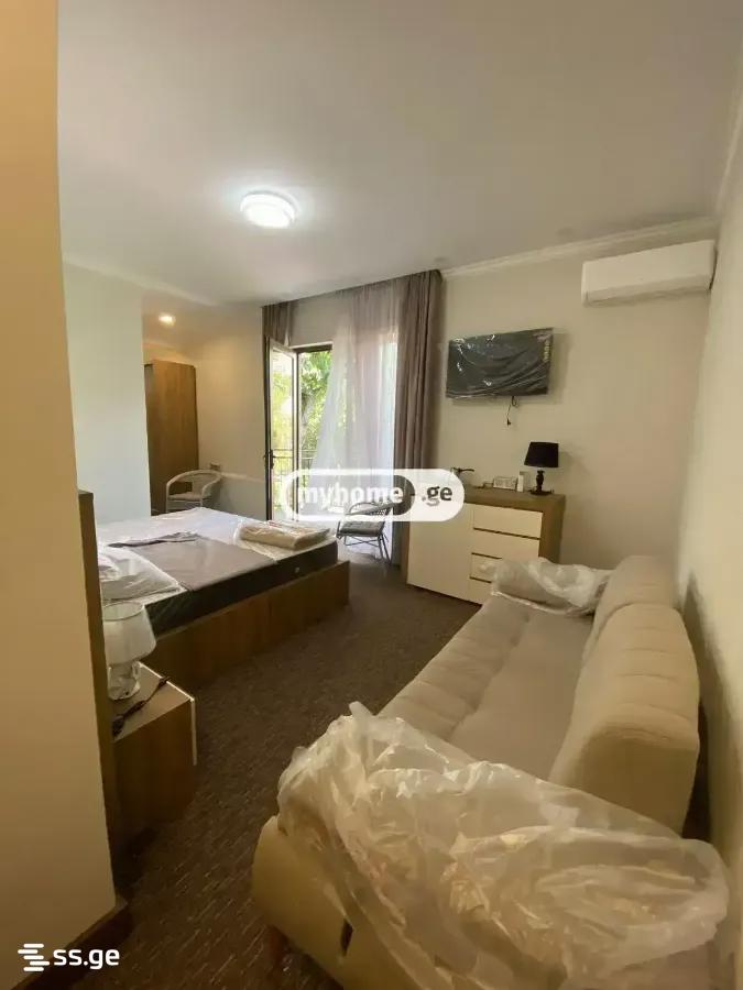 6 Room Hotel For Rent. Ortachala view 24