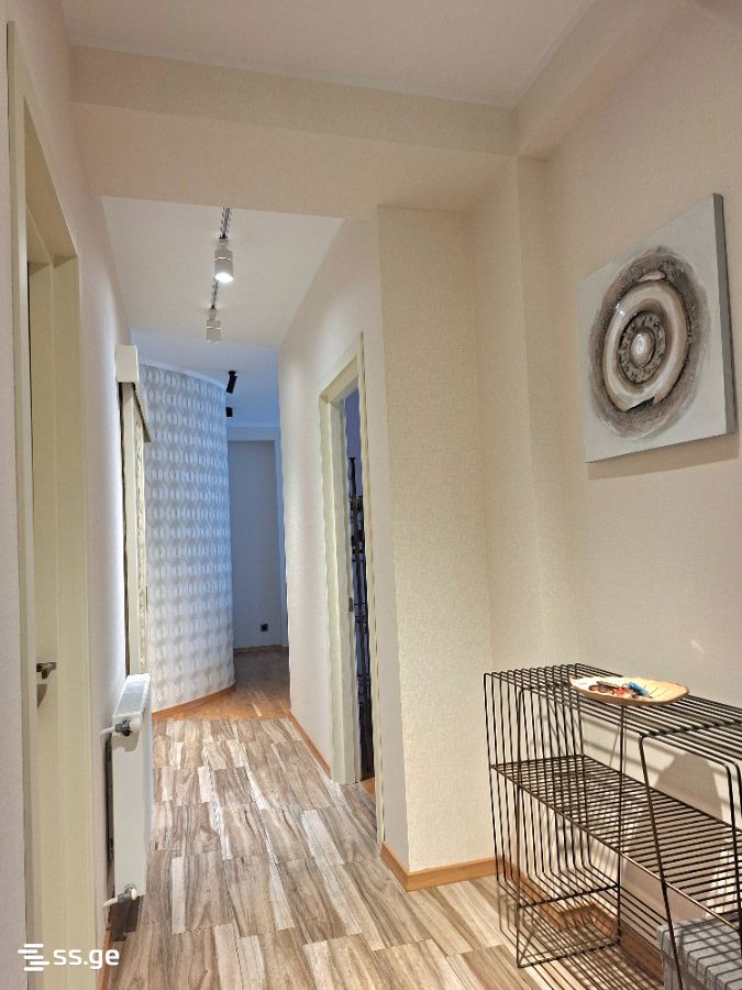 3 room Flat For Rent. Vake - Widok 2