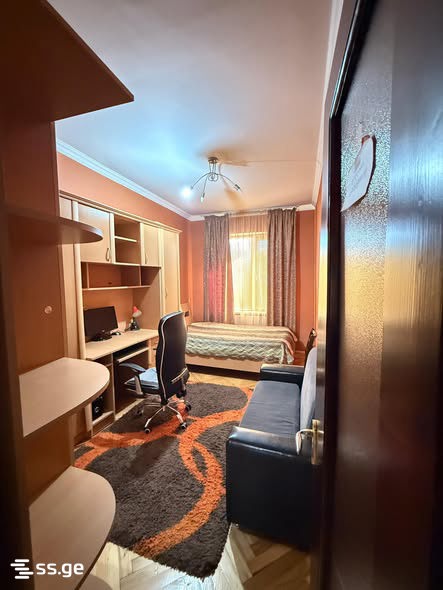 4 Room Flat For Rent. Telavi view 3