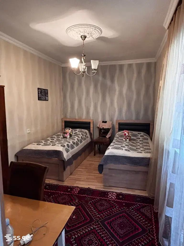 6 Room Private House For Sale view 3