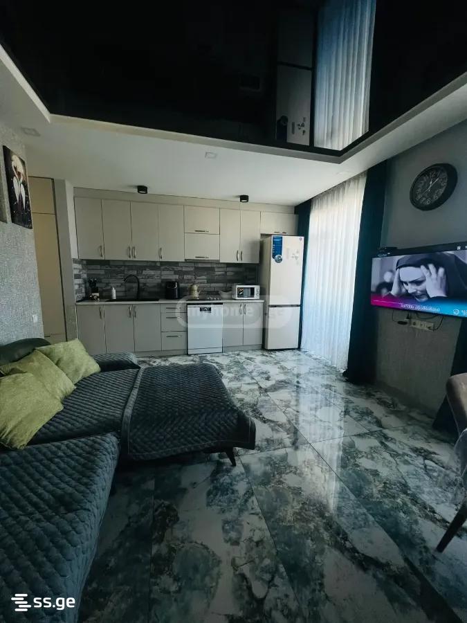Продажа 2-комната Квартира view 1