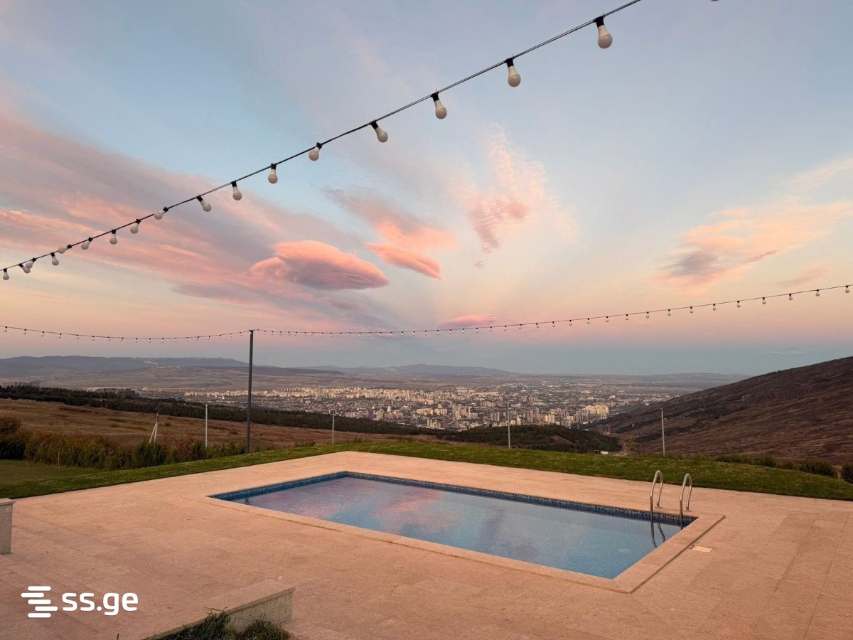 5 Room Private House Daily Rent. Shindisi view 3