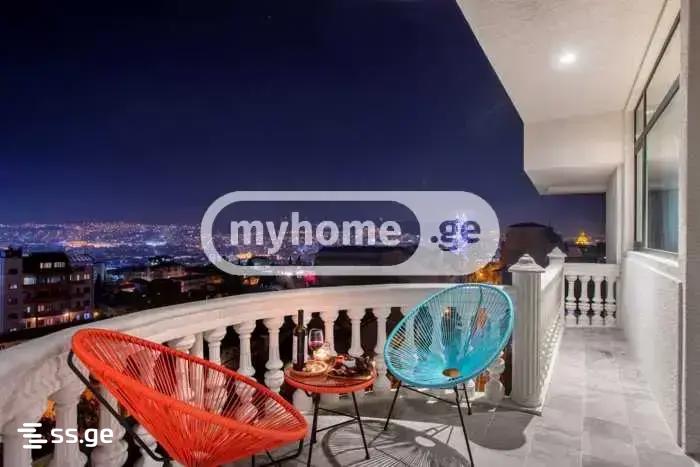 22 Room Hotel For Rent. Vera view 1