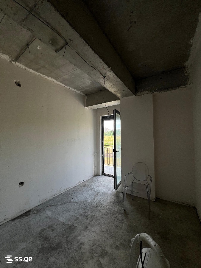 2 room Flat For Sale. Mesame masivi - Widok 3