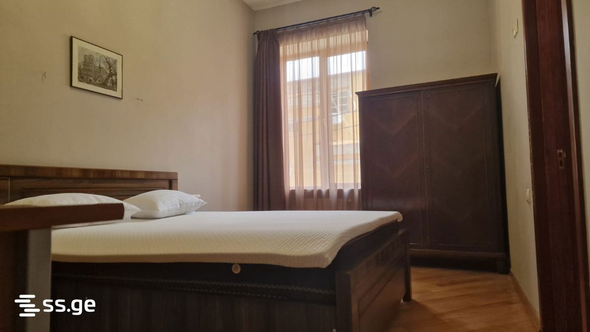 4 room Flat For Rent. Mtatsminda – další