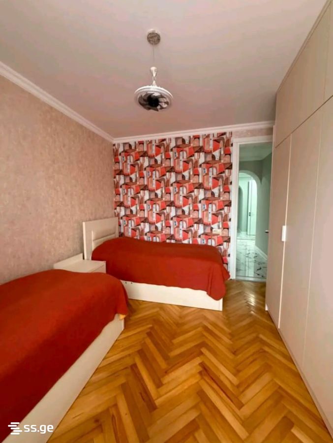 3 Room Flat For Sale view 6