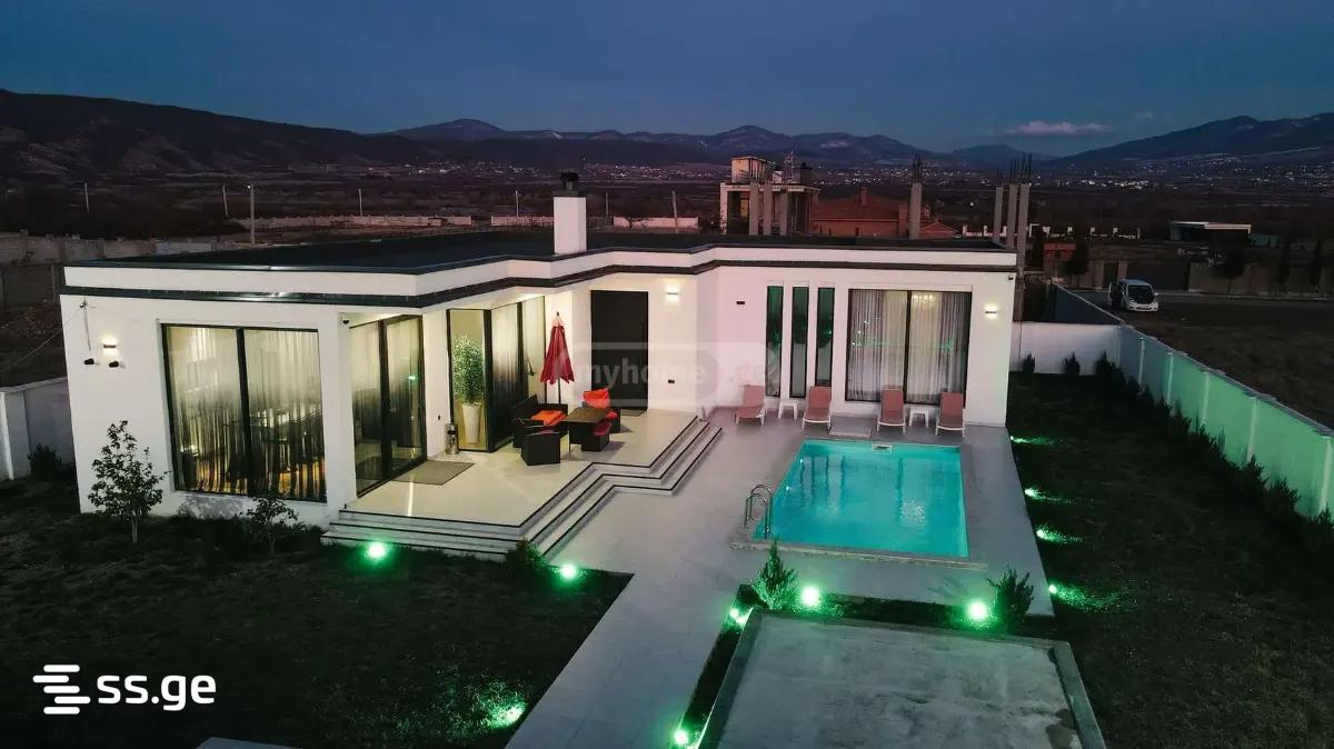 4 Room Private House Daily Rent. Misaktsieli view 1
