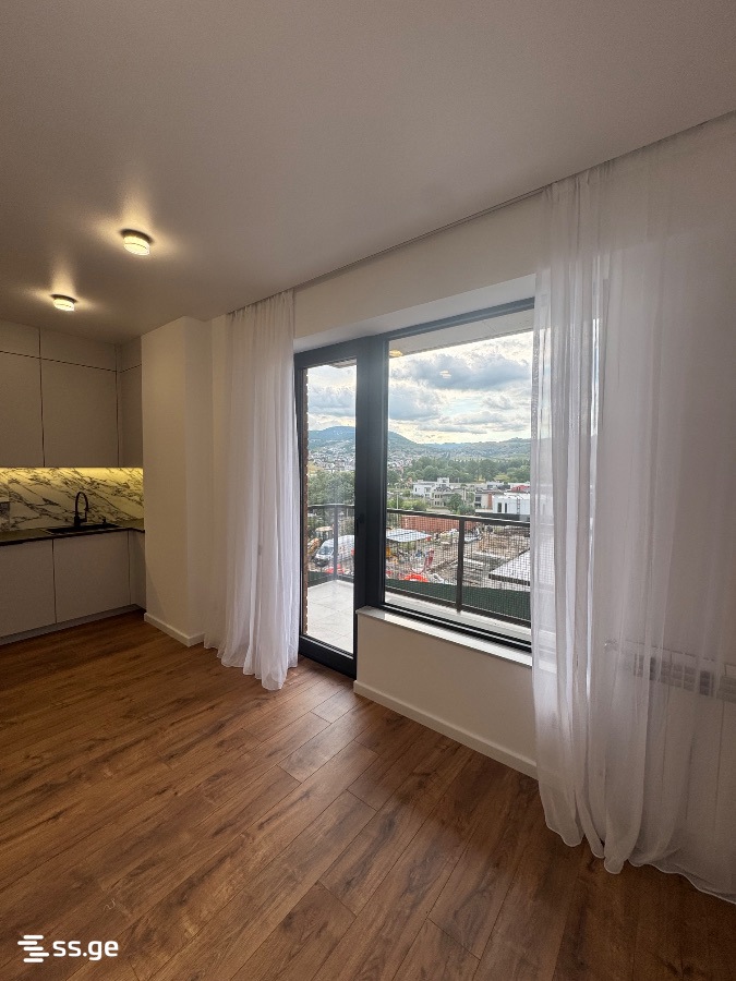 3 room Flat For Sale. Lisi lake - Więcej