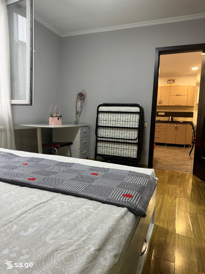 2 room Flat Daily rent. Batumi - Bild 6