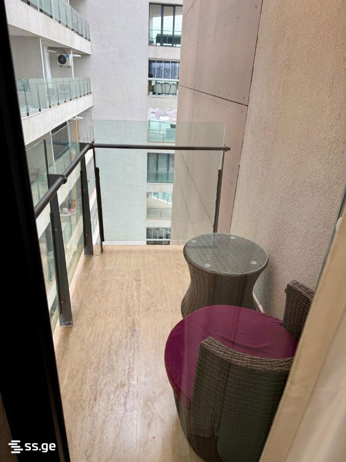 5 room Flat For Rent. Vake - Widok 3