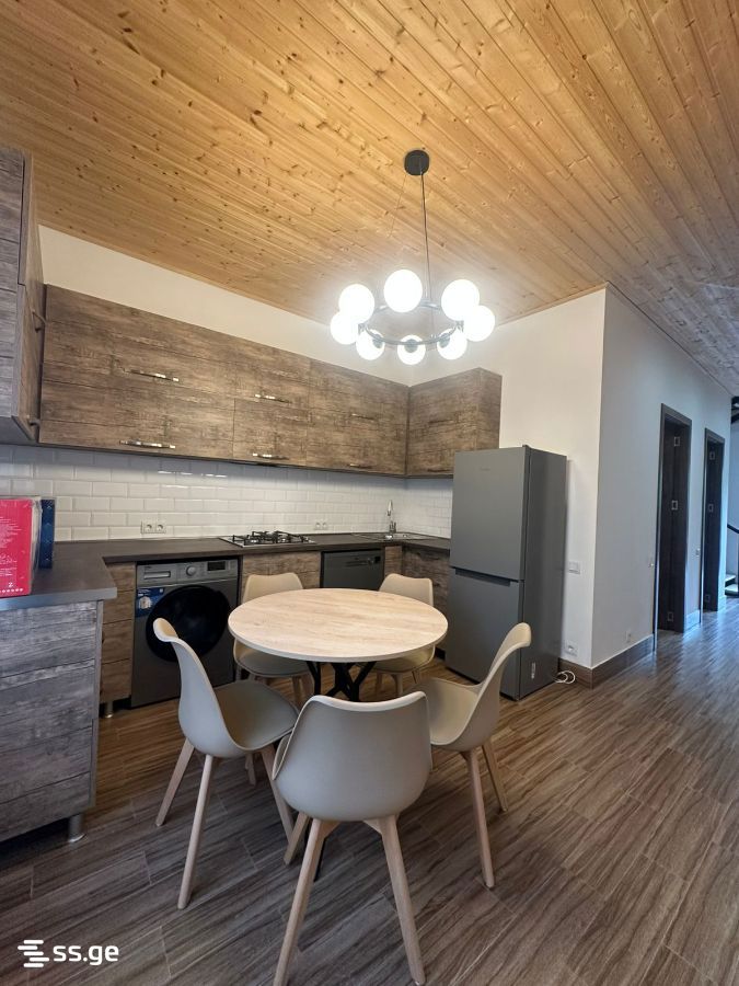 5 Room Private House For Sale view 2